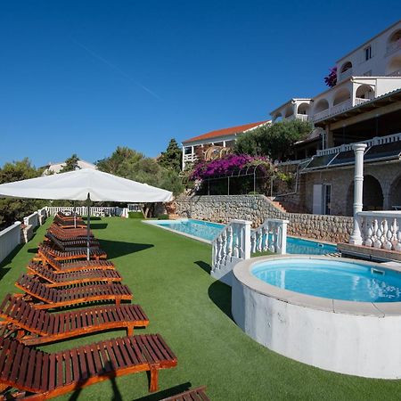 Garden Resort - Apartments Maslina Potocnica المظهر الخارجي الصورة