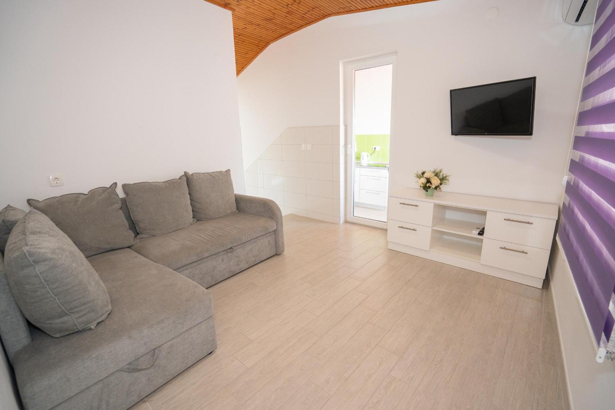 Garden Resort - Apartments Maslina Potocnica المظهر الخارجي الصورة