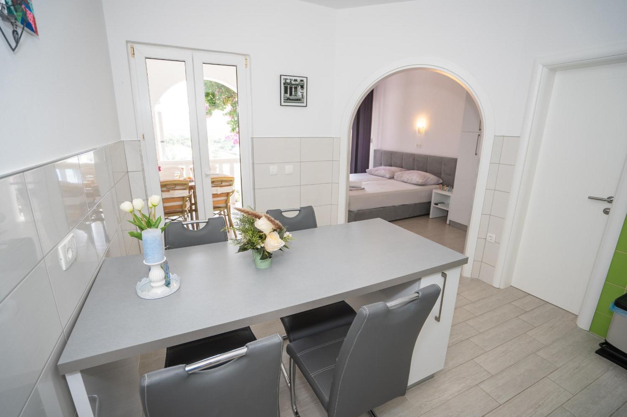 Garden Resort - Apartments Maslina Potocnica المظهر الخارجي الصورة